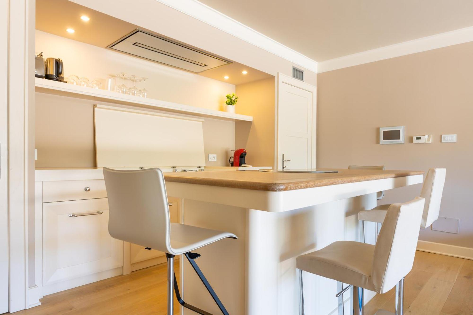 Exclusive Perugia Getaway - Apartments With Shared Pool & Parking Экстерьер фото