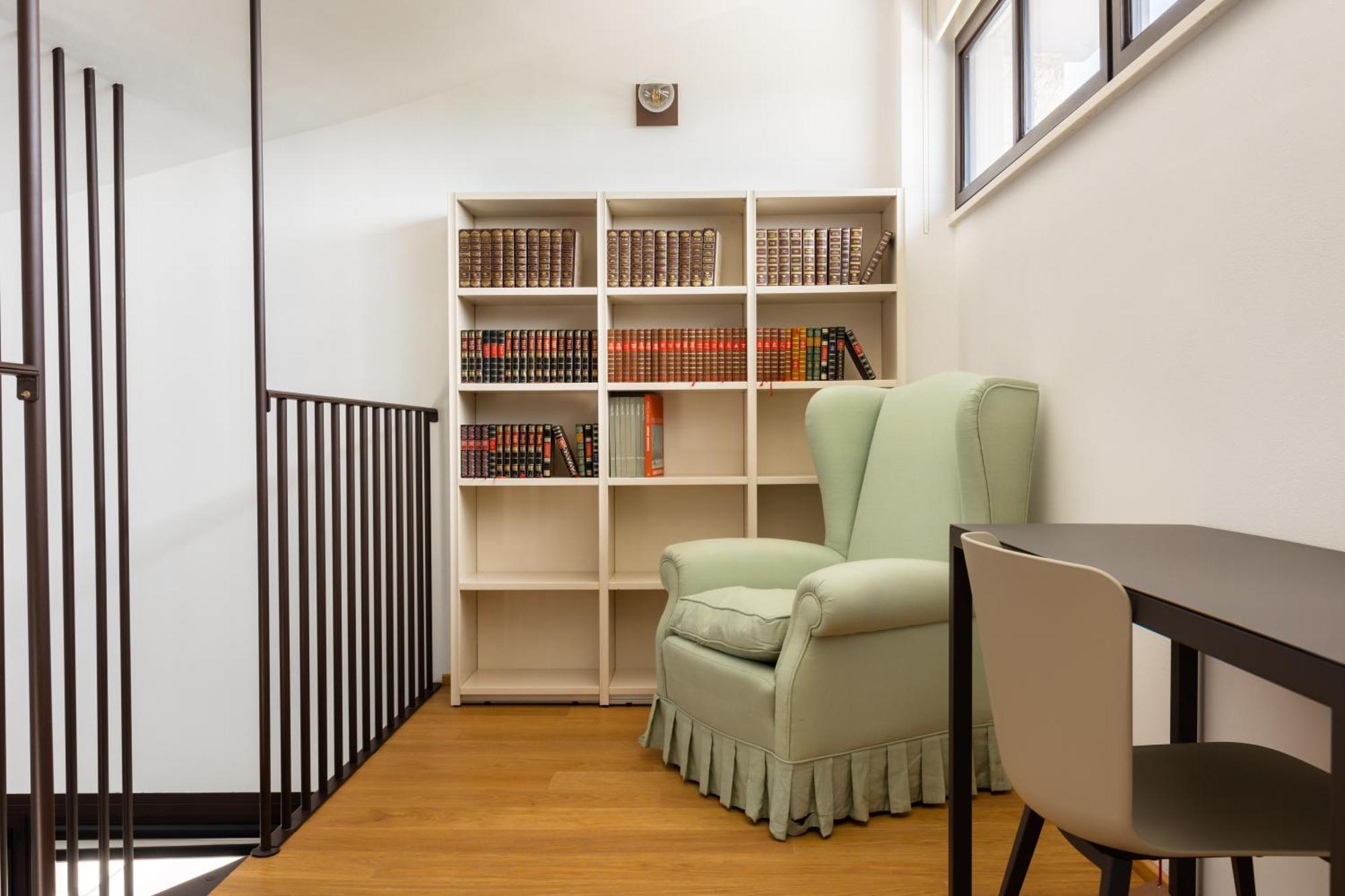 Exclusive Perugia Getaway - Apartments With Shared Pool & Parking Экстерьер фото