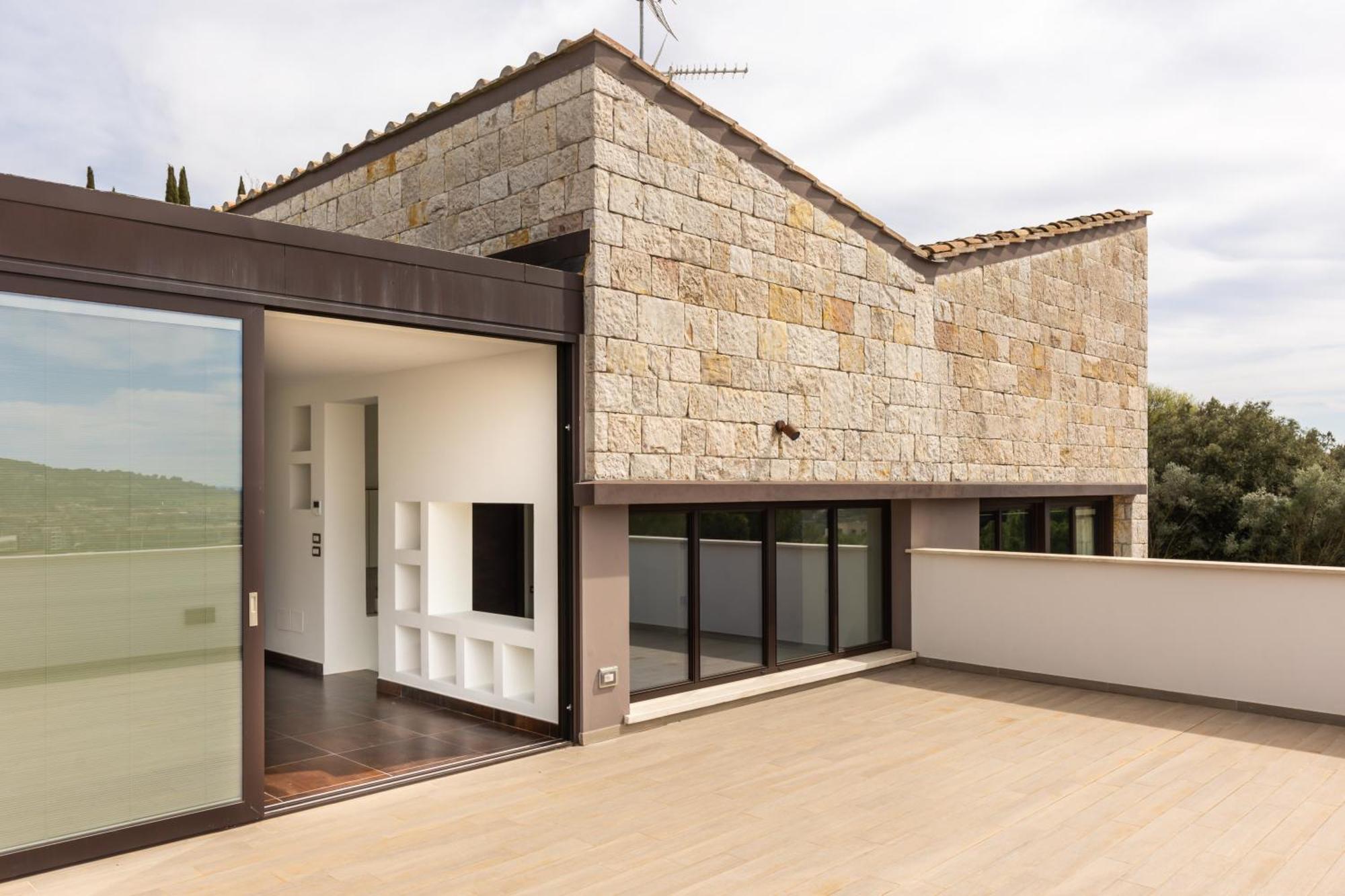 Exclusive Perugia Getaway - Apartments With Shared Pool & Parking Экстерьер фото